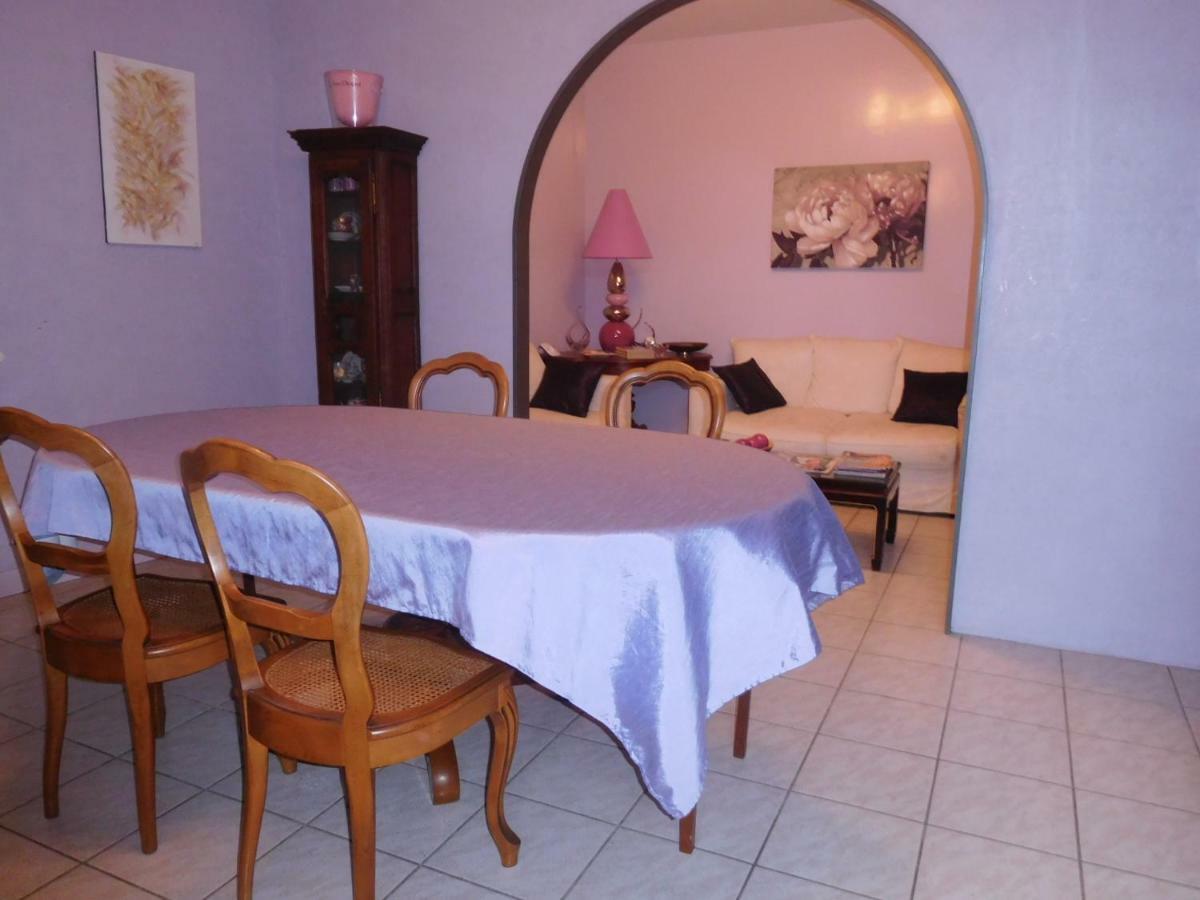 La Chambre D'Amis La Costignieres Montgueux Zewnętrze zdjęcie