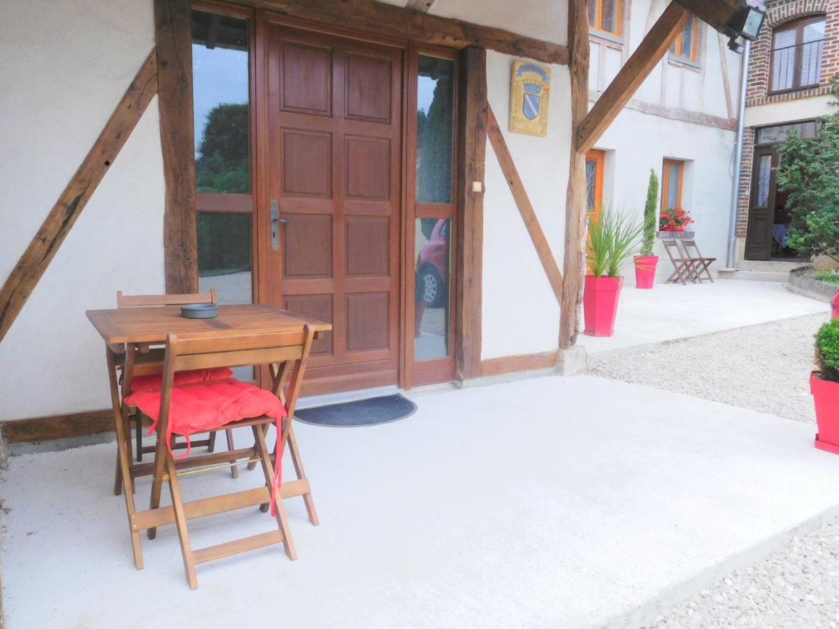 La Chambre D'Amis La Costignieres Montgueux Zewnętrze zdjęcie