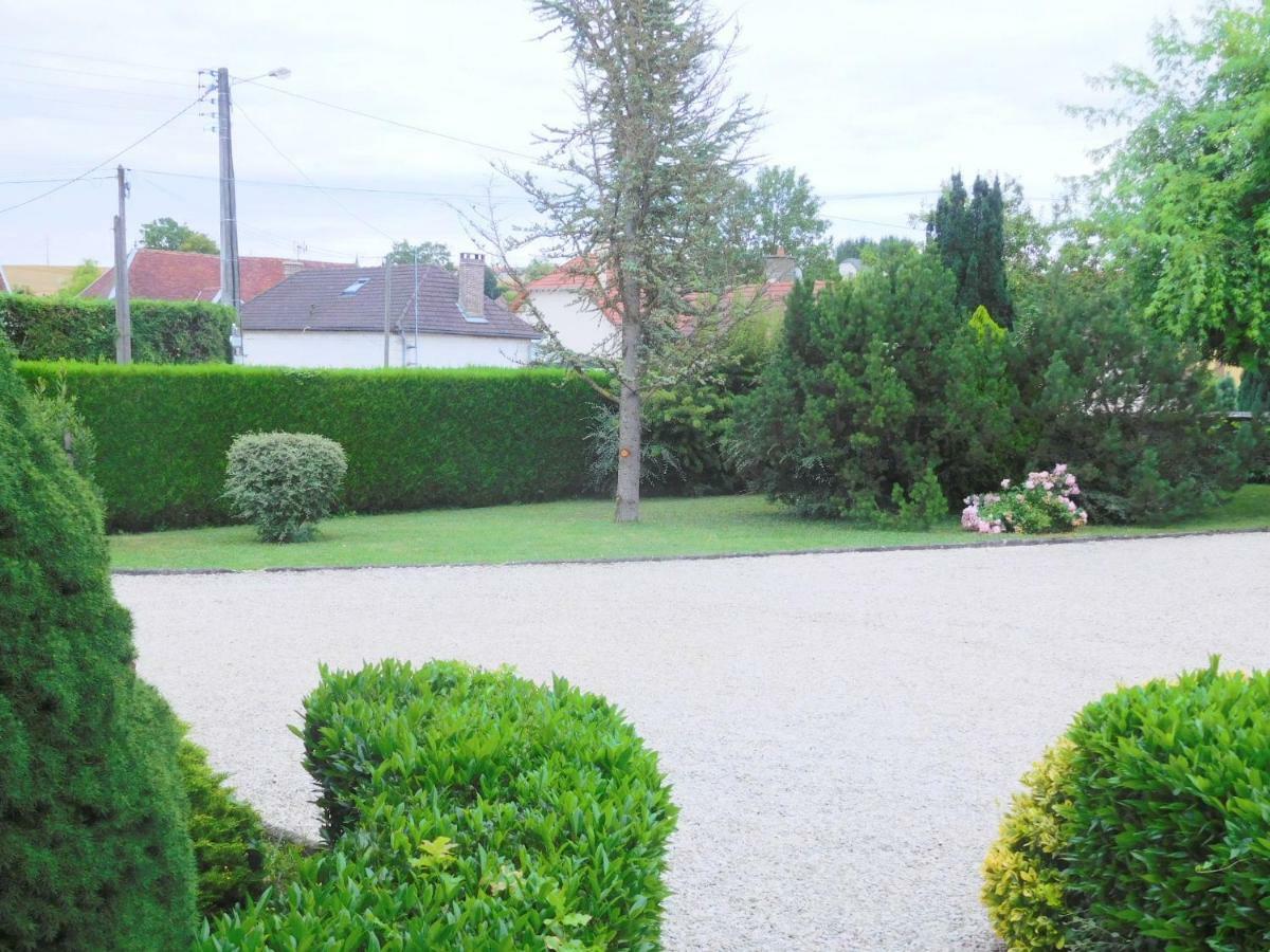 La Chambre D'Amis La Costignieres Montgueux Zewnętrze zdjęcie