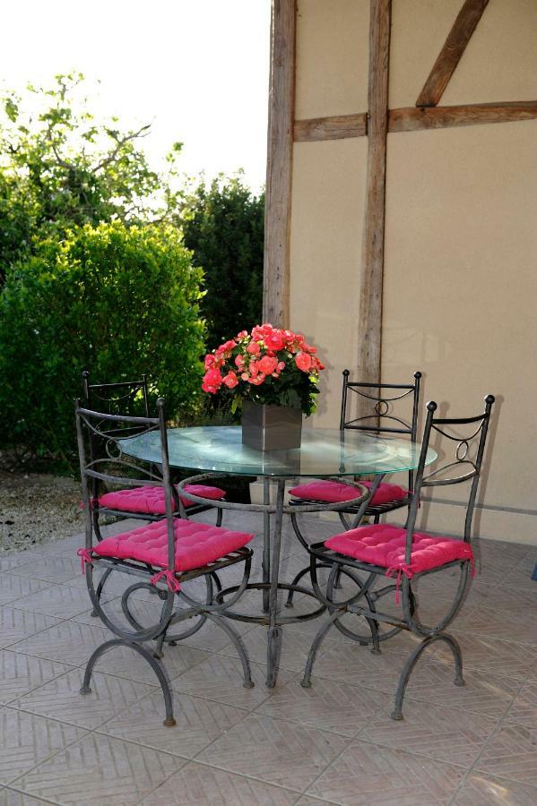 La Chambre D'Amis La Costignieres Montgueux Zewnętrze zdjęcie